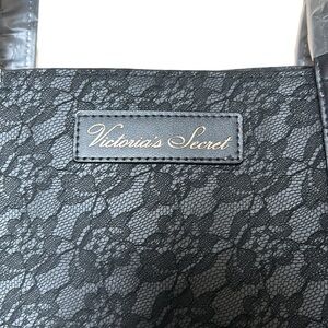 NWT Victoria’s Secret Black Tote Floral Bag Lace Classic Classy Faux Leather‎